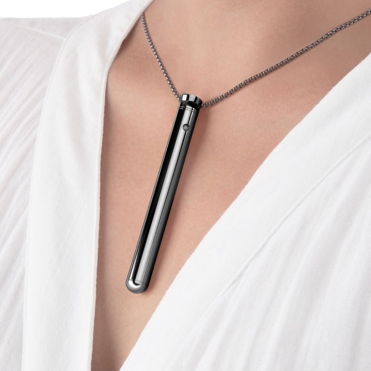 Le Wand Rechargeable Necklace Vibrator Black